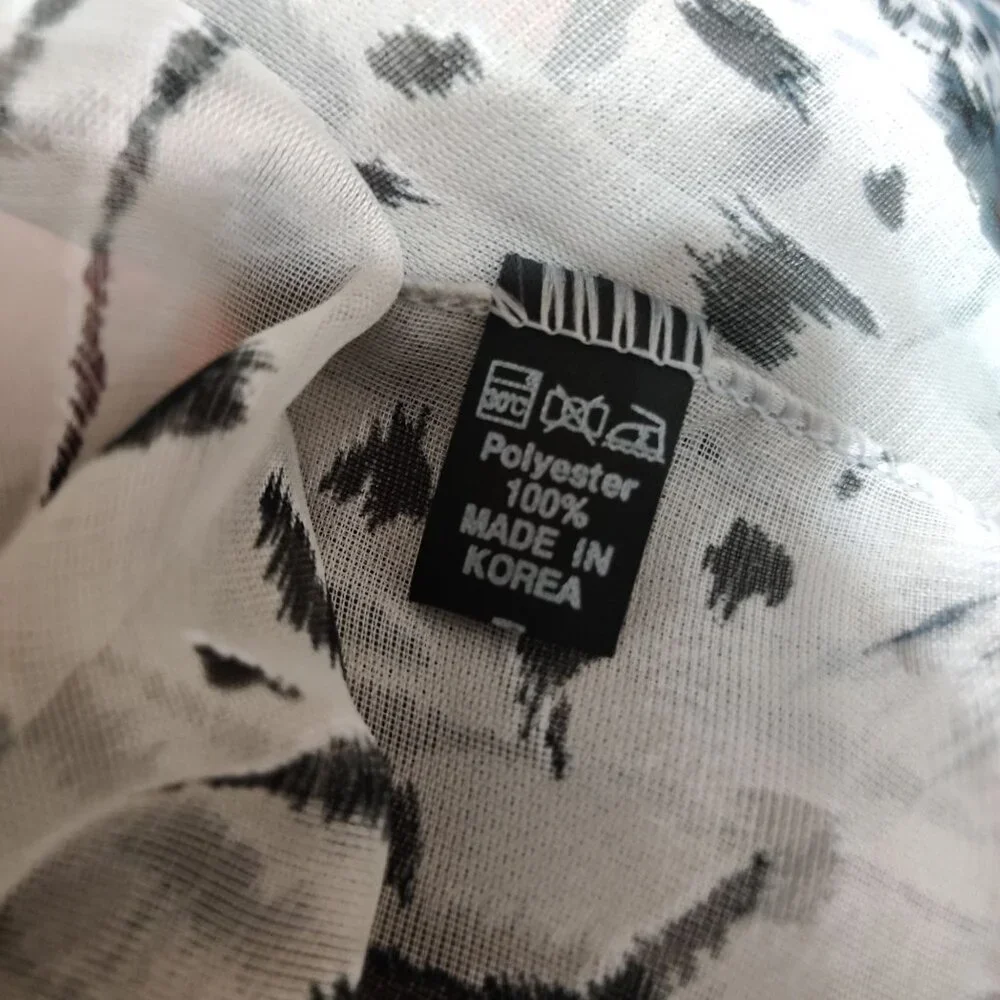Sheer Gray Animal Print Scarf Lightweight Lion Leopard Graphic Versatile Layer